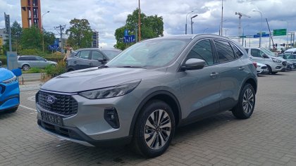 FORD Kuga 1.5 automat A8  Titanium  2024R.